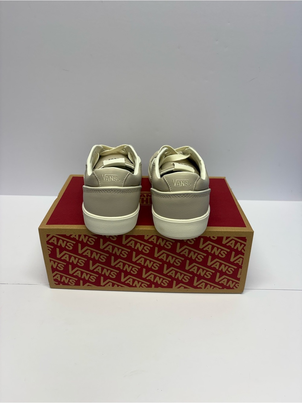 Vans Men’s Cream and Beige Low-Top Sneakers - Picture 3 of 5